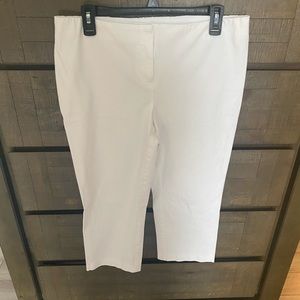 Alfani Comfort Waist white crop pant